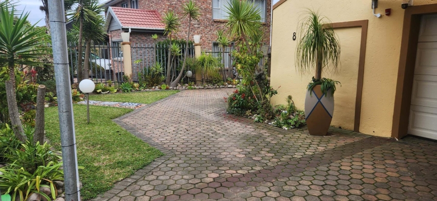 3 Bedroom Property for Sale in Reebok Western Cape